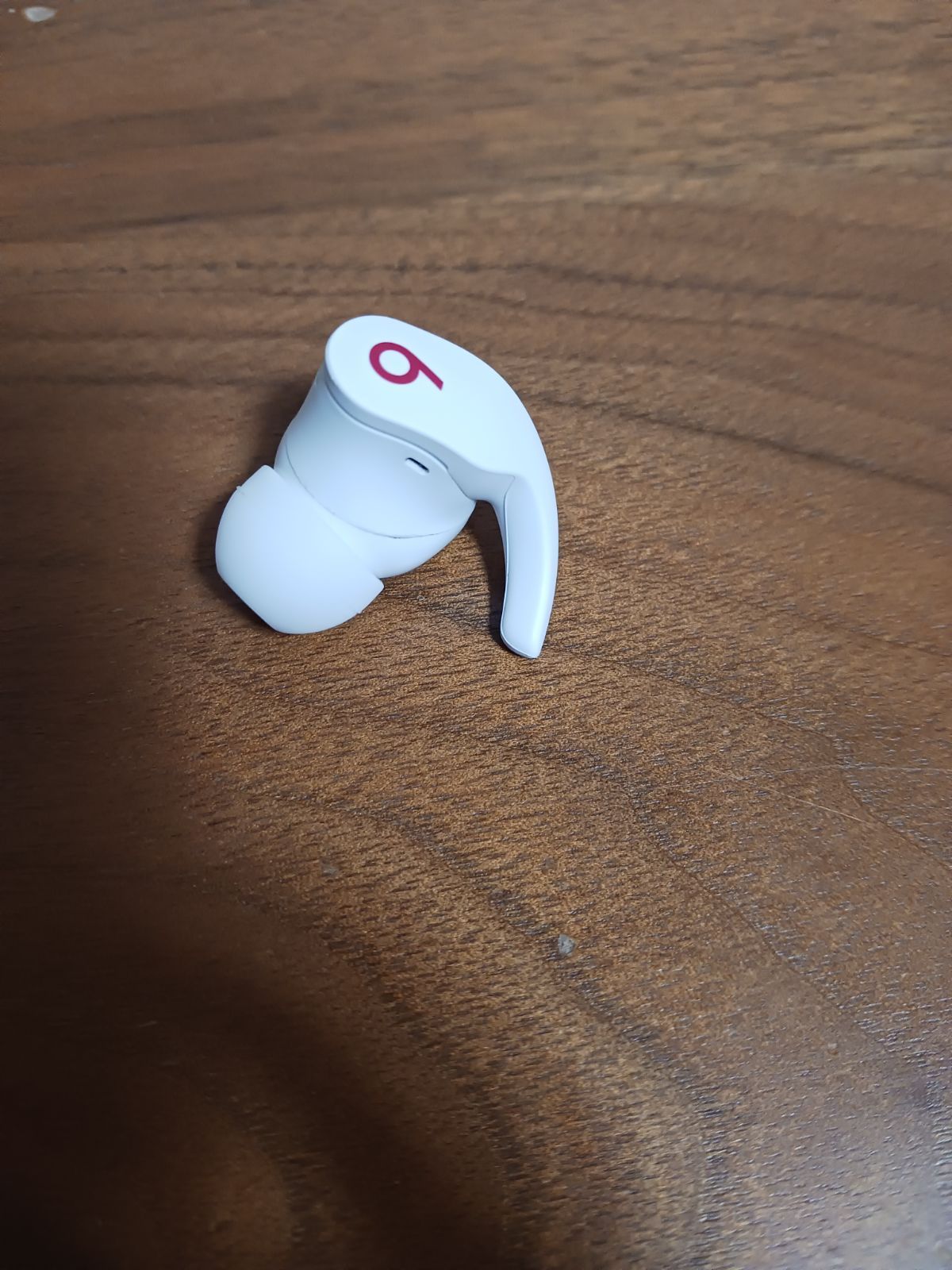 Beats Fit Pro 右耳のみ ホワイト - メルカリ