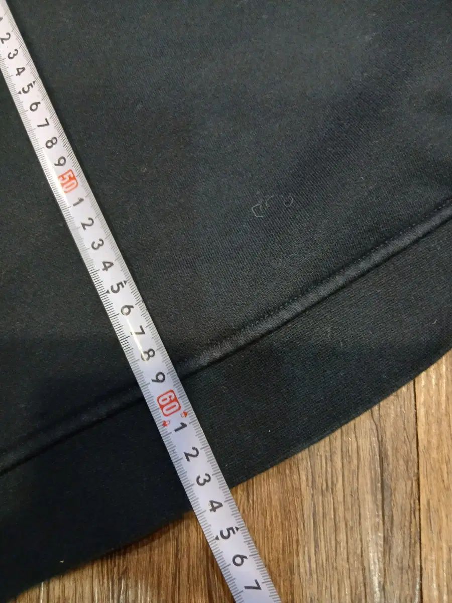https://assets.mercari-shops-static.com/-/large/plain/2JXxFFVZmx5FQLDf9dEme8.webp@jpg