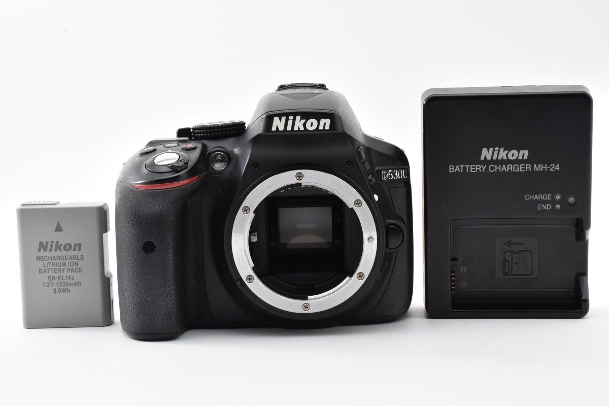 ★良品★《ショット数29,830回 》Nikon ニコン D5300 ボディ ブラック 充電器・バッテリー付き #1004W0951032 17,250円