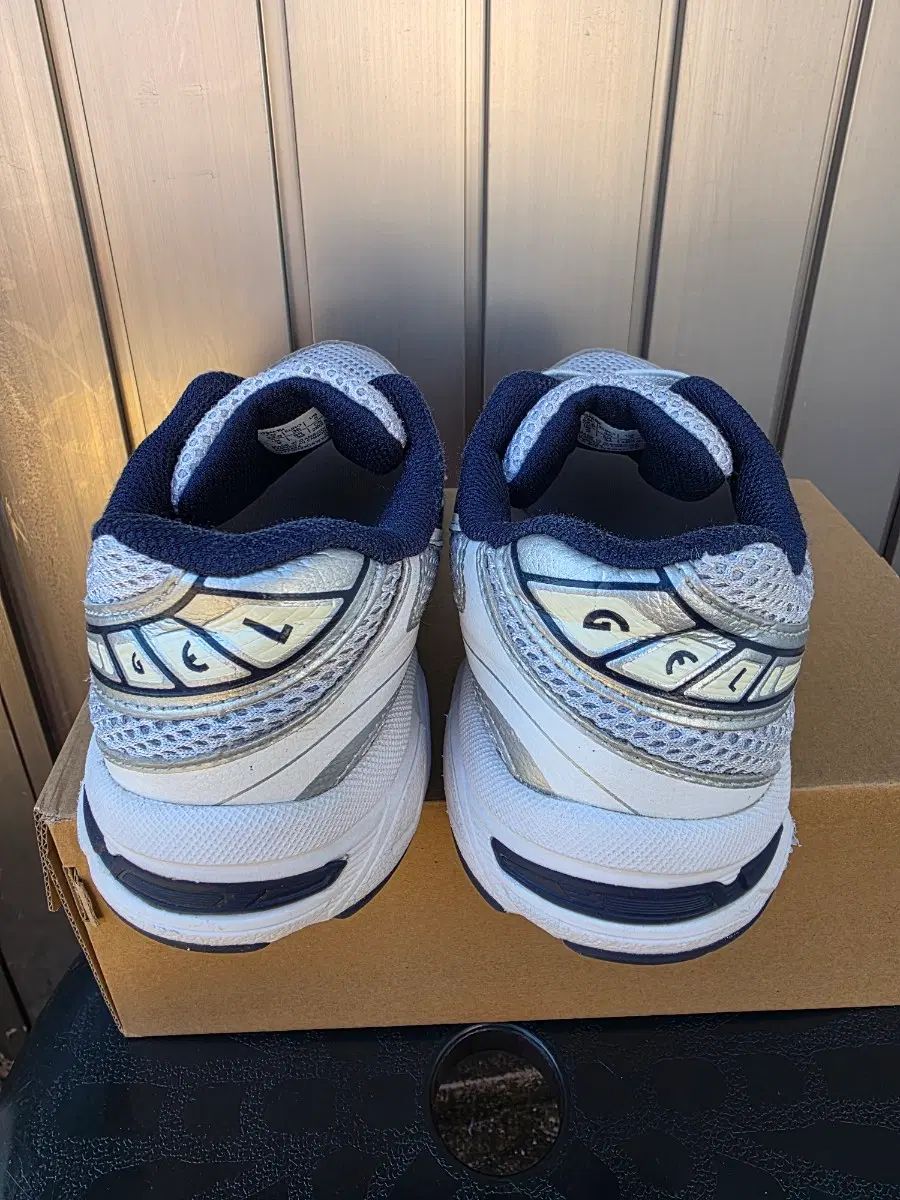 https://assets.mercari-shops-static.com/-/large/plain/2JXyD8CgRMa2qNGgNYiLMv.webp@jpg