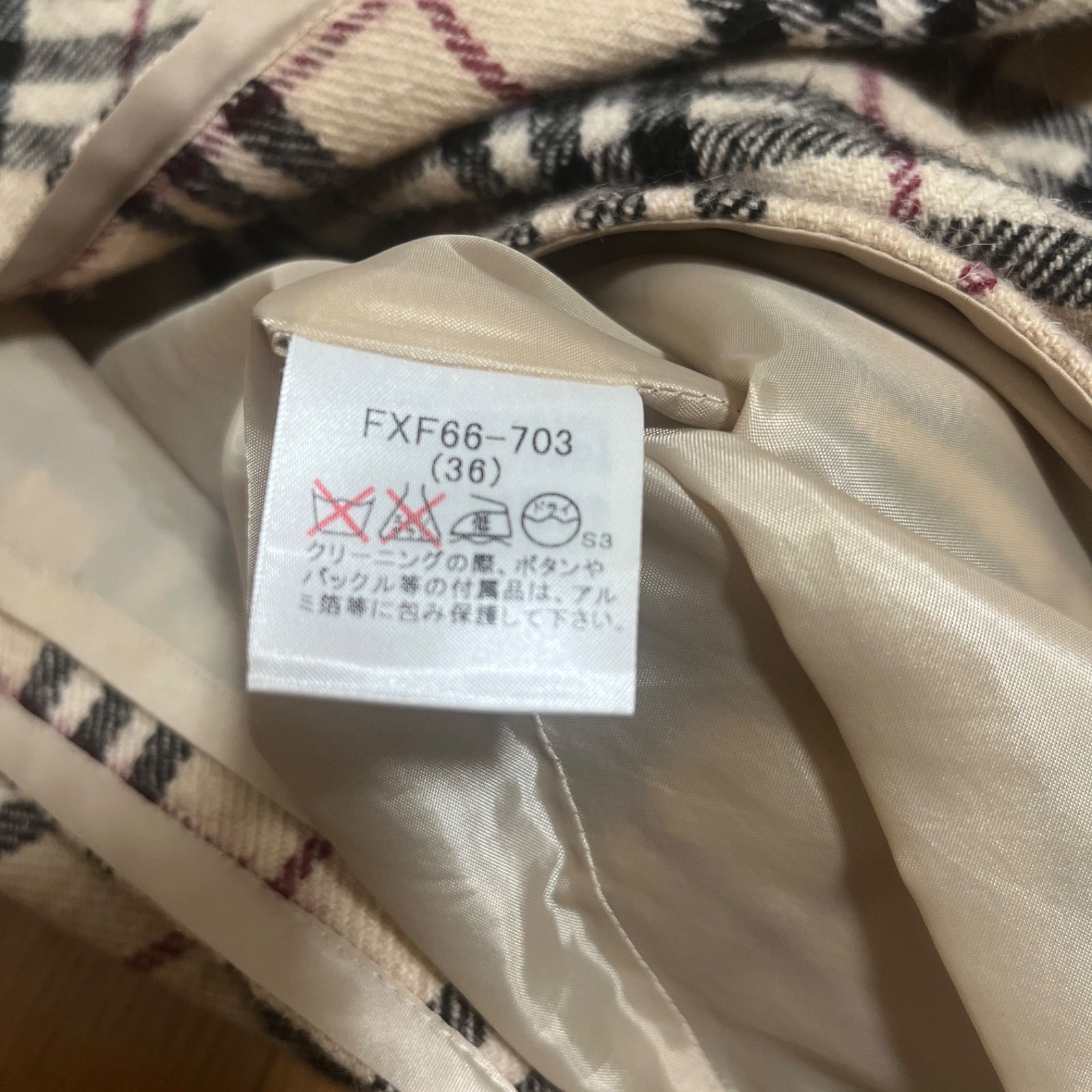 https://assets.mercari-shops-static.com/-/large/plain/2JXyE7497JeziruzbSVxYm.jpg@jpg