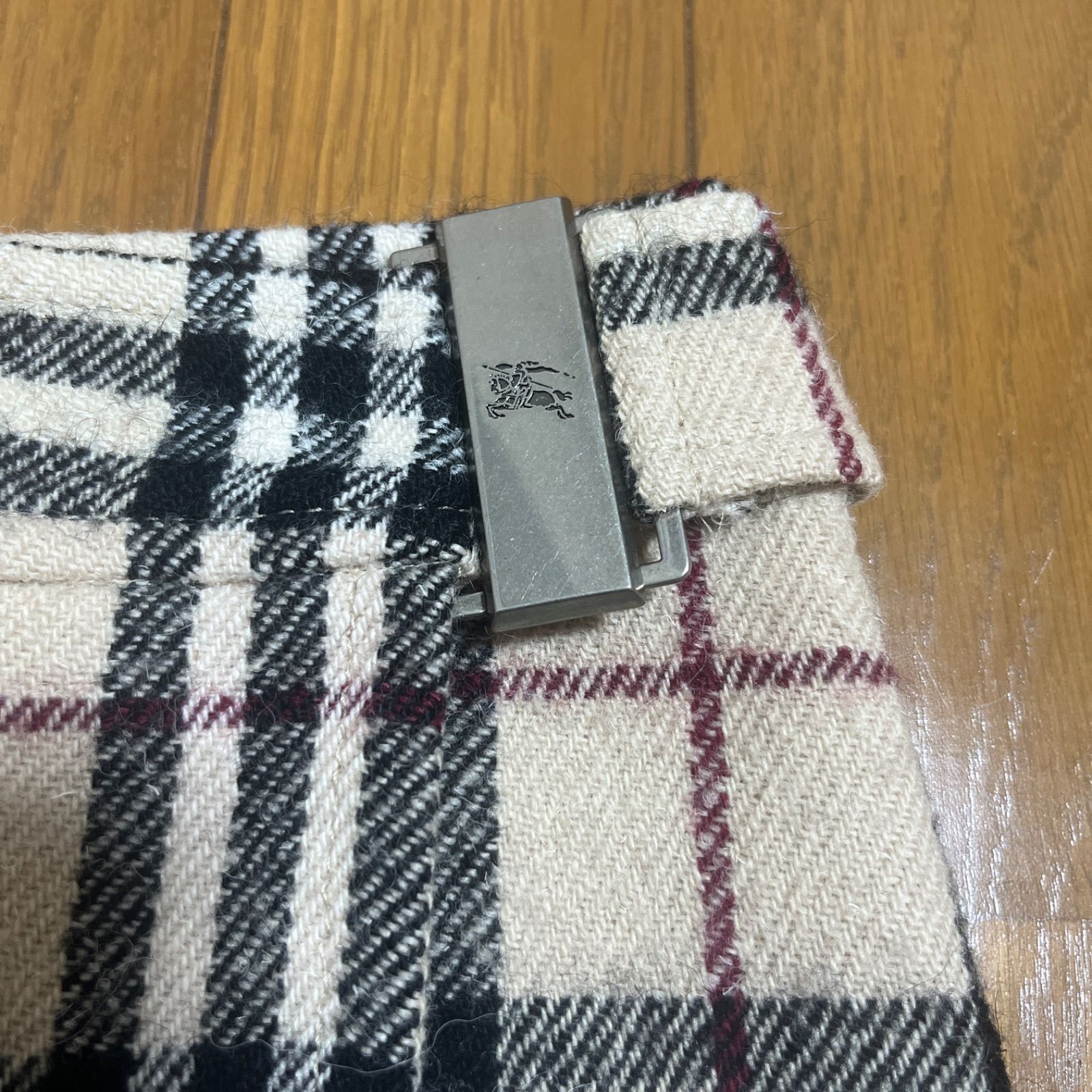 https://assets.mercari-shops-static.com/-/large/plain/2JXyE74G4E2XjeJfGgr3KW.jpg@jpg