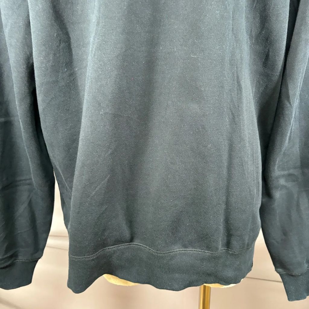 https://assets.mercari-shops-static.com/-/large/plain/2JXyUG2qpz3vPz9UgNwptf.jpg@jpg