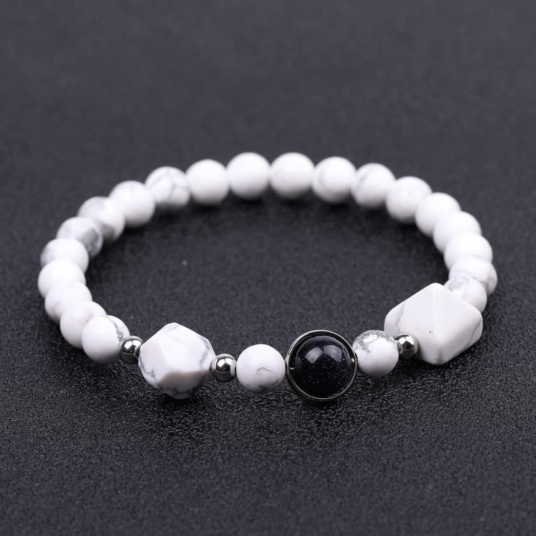 https://assets.mercari-shops-static.com/-/large/plain/2JXyZYdDU3LotGjaFXgMSM.jpg@jpg