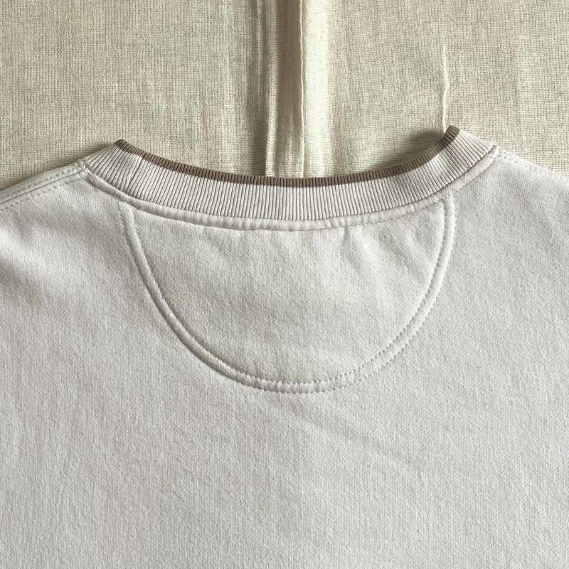 https://assets.mercari-shops-static.com/-/large/plain/2JXyau2D3UmAavspzp2Tra.jpg@jpg