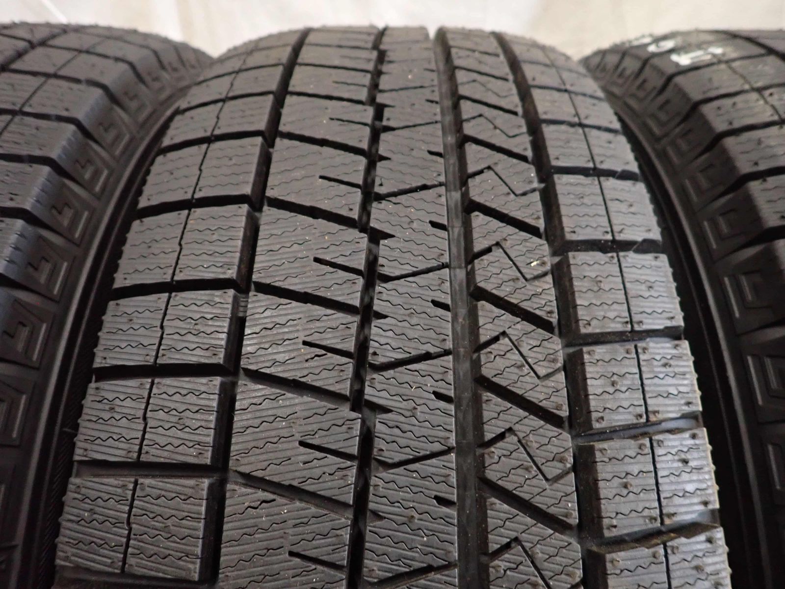 冬 4本SET 会社宛 送料無料 215/65R16 98Q ダンロップ WINTERMAXX WM03
