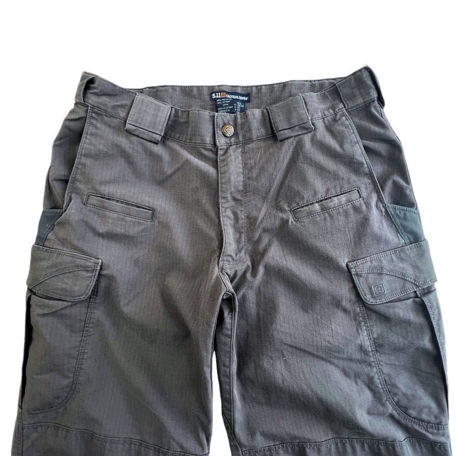 https://assets.mercari-shops-static.com/-/large/plain/2JXyeMMDqCbZg99cNg2iKP.jpg@jpg
