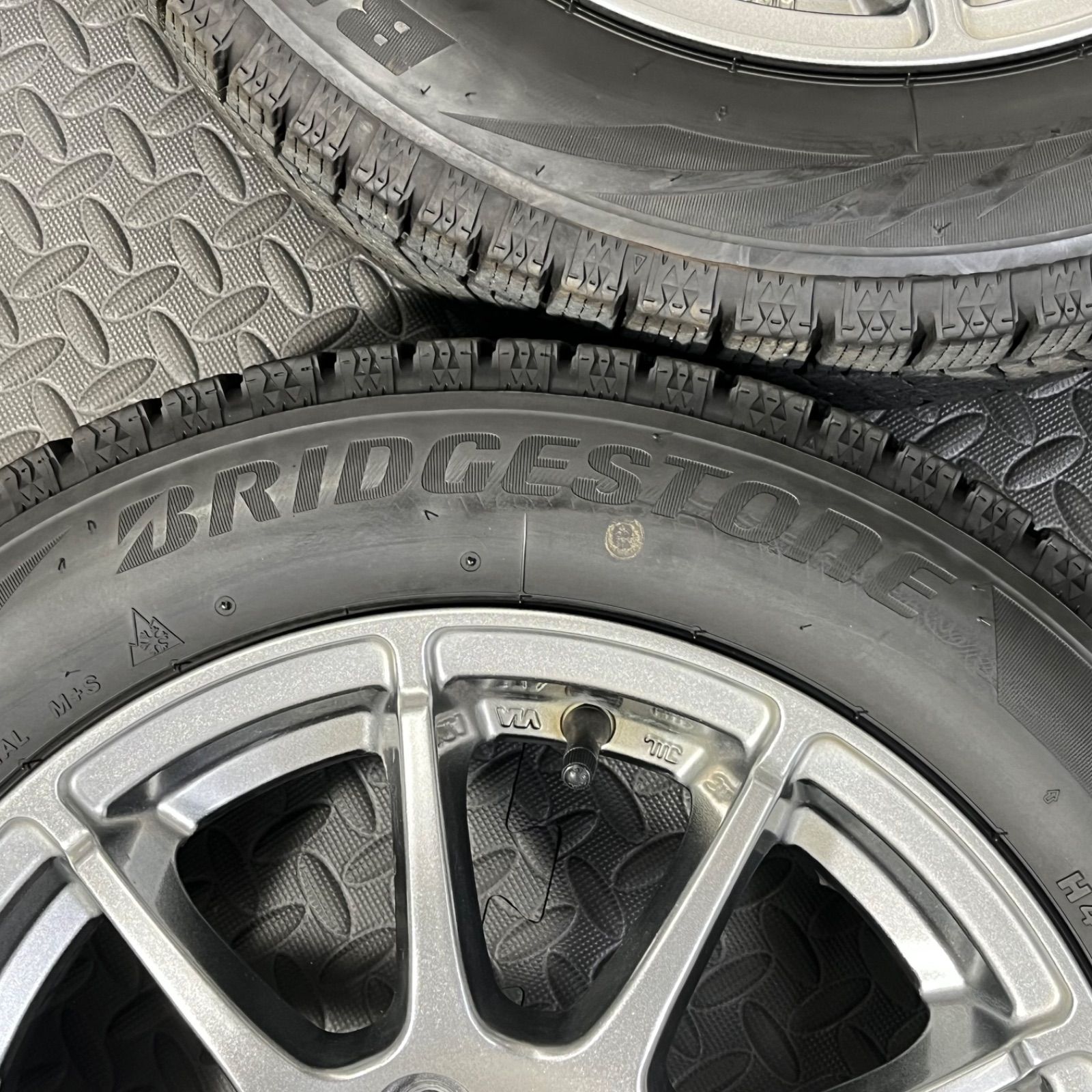 2021年製 ブリヂストンVRX2 155/65R14 21年製 155/65R14 ブリヂストン ブリザックVRX2 A-TECH シュナイダー