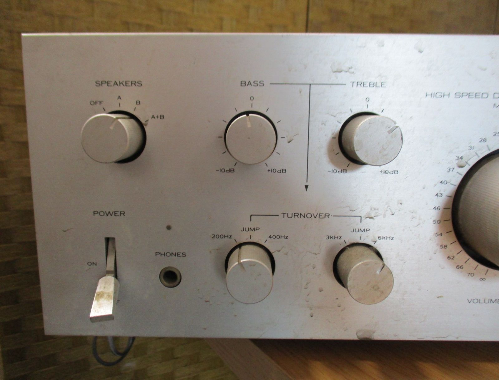 D134 TRIO トリオ／KA-8300 プリメインアンプ HIGH SPEED DC KENWOOD