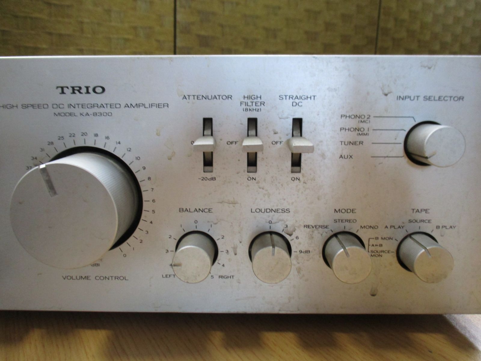 D134 TRIO トリオ／KA-8300 プリメインアンプ HIGH SPEED DC KENWOOD
