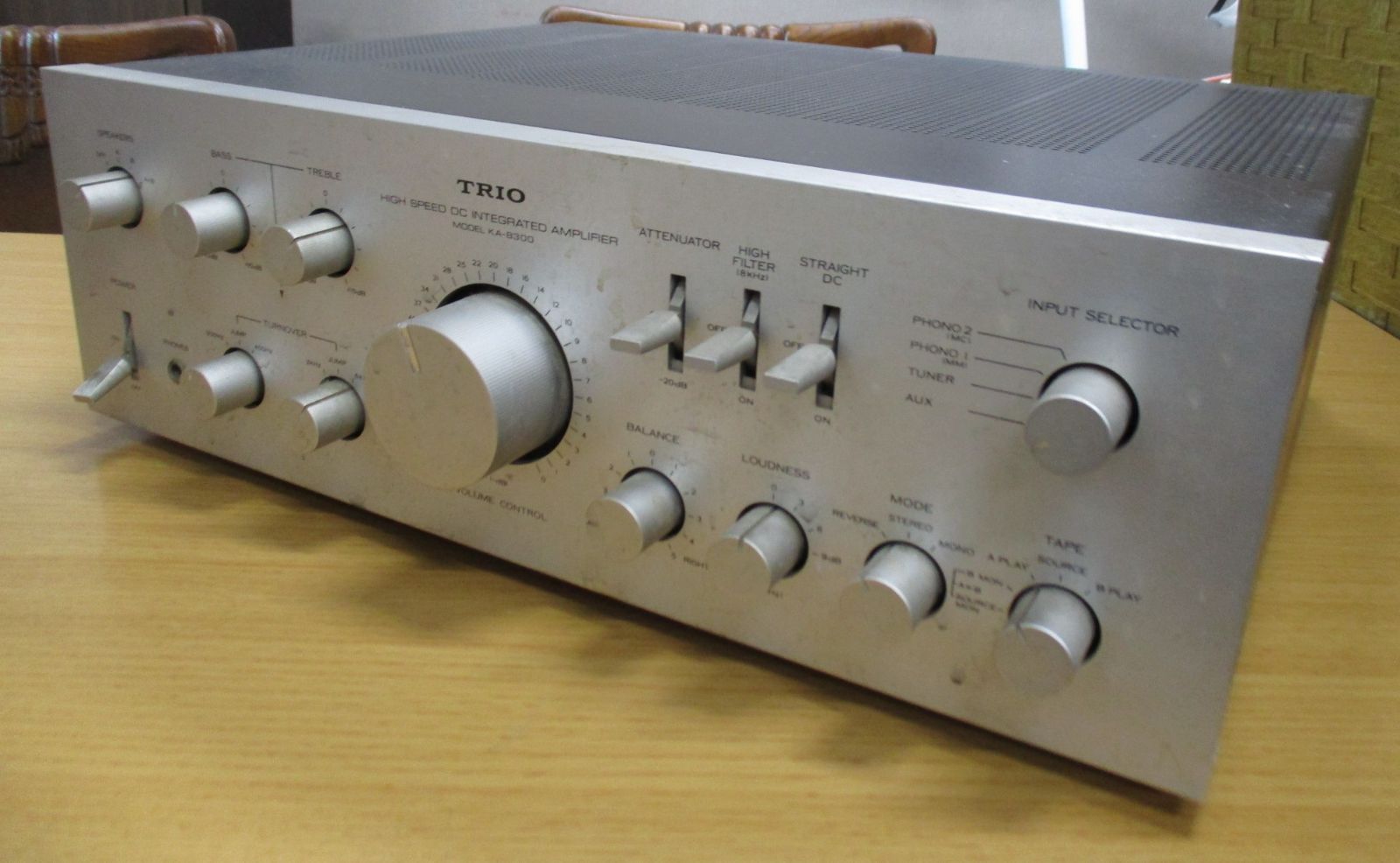 D134 TRIO トリオ／KA-8300 プリメインアンプ HIGH SPEED DC KENWOOD