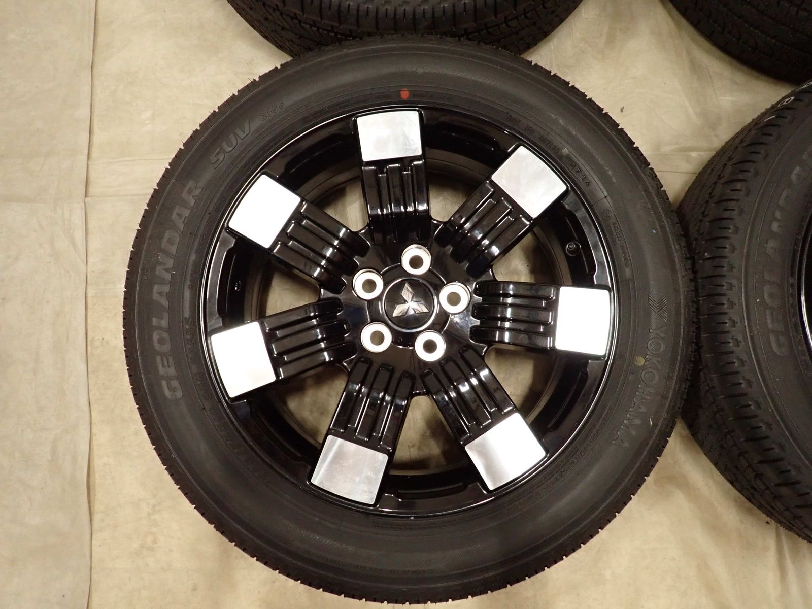 ジオランダー SUV G055 225/55R18 デリカD5純正1本 夏 新品 2026年製 4本SET 会社宛 送料無料 225/55R18×7J 98H ヨコハマ