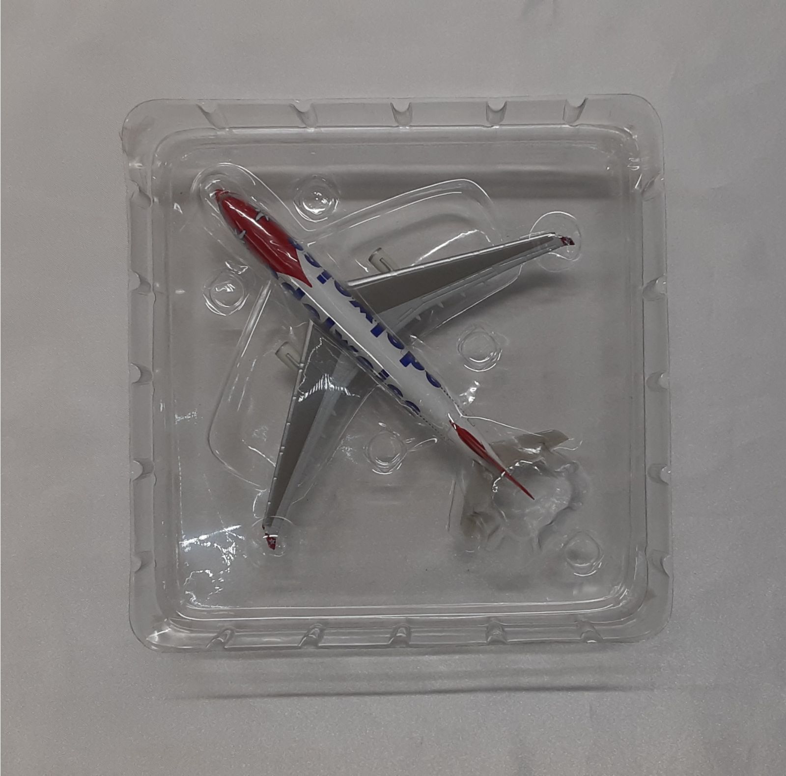 1/500 Airbus A330-200 エーデルワイス航空 edelweiss 508377 ヘルパ