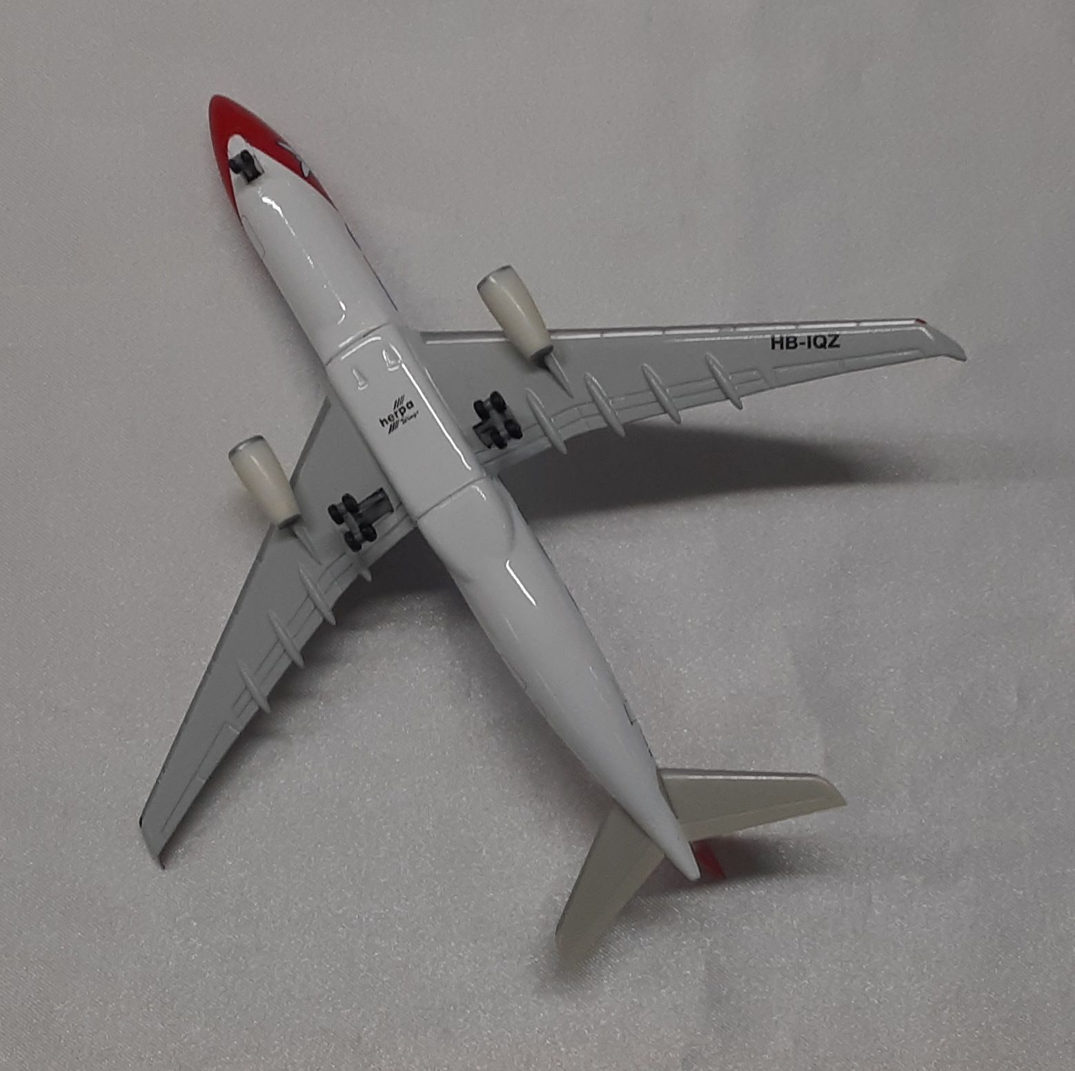 herpa 1/200 A330-300 エーデルワイス航空 1/500 Airbus A330-200 エーデルワイス航空 edelweiss 508377 ヘルパ