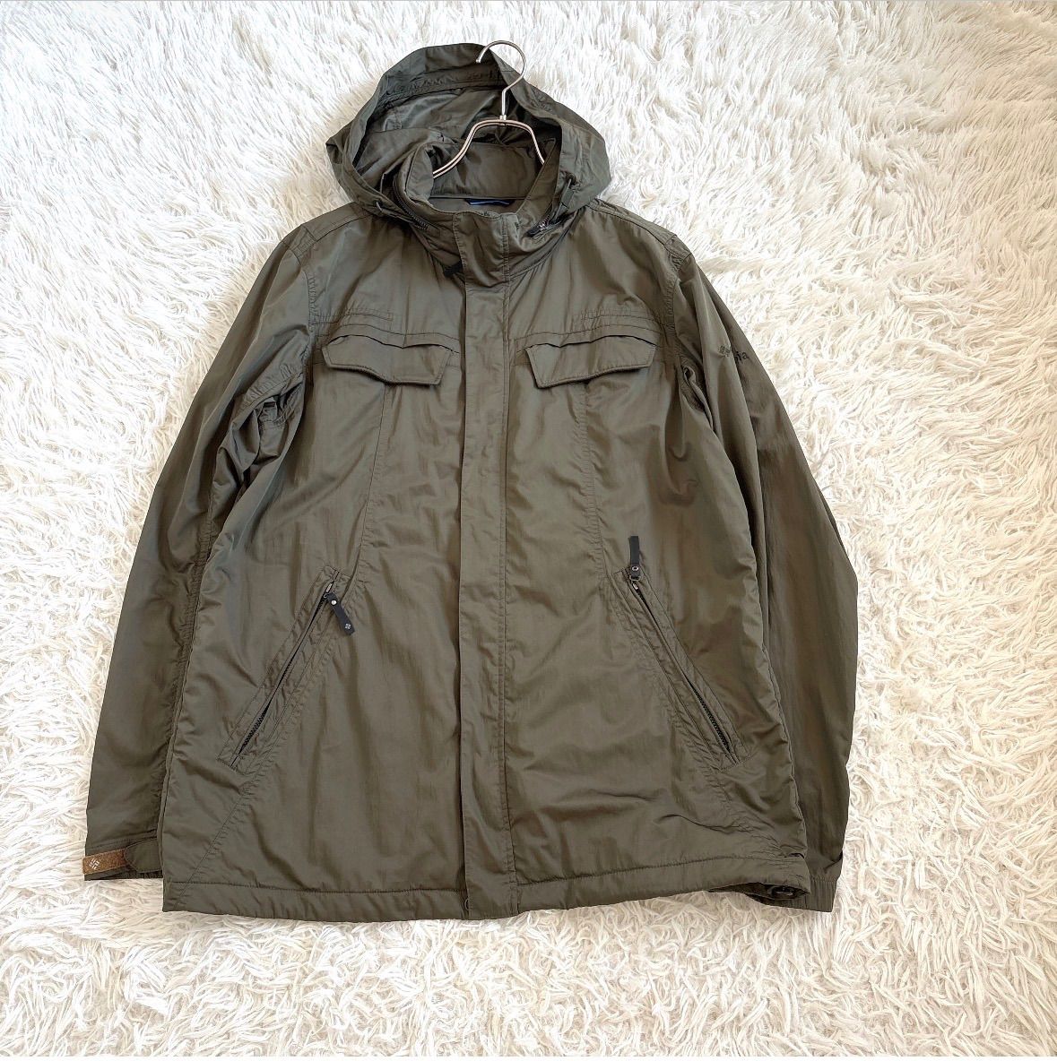 https://assets.mercari-shops-static.com/-/large/plain/2JXyxuhayQhs2Kwse7v6w2.jpg@jpg