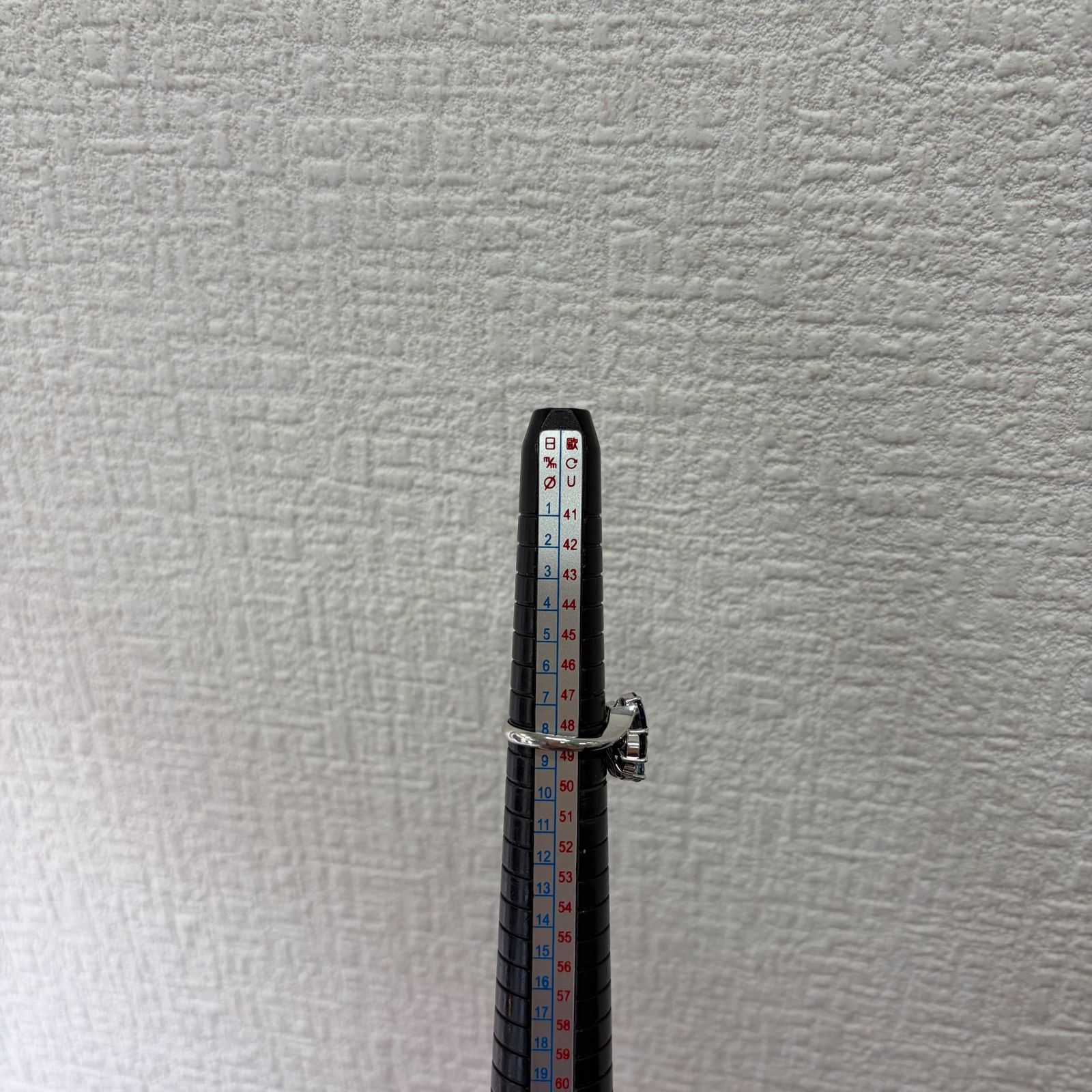 https://assets.mercari-shops-static.com/-/large/plain/2JXyzFLLEMfv9Q6crZNdcy.jpg@jpg