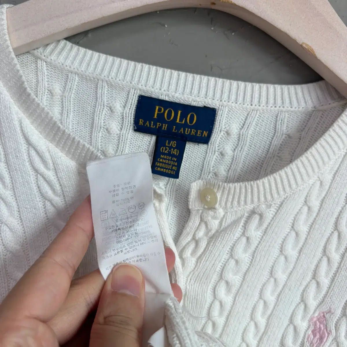https://assets.mercari-shops-static.com/-/large/plain/2JXz3MgGjFZLAzEBAyC5ub.webp@jpg