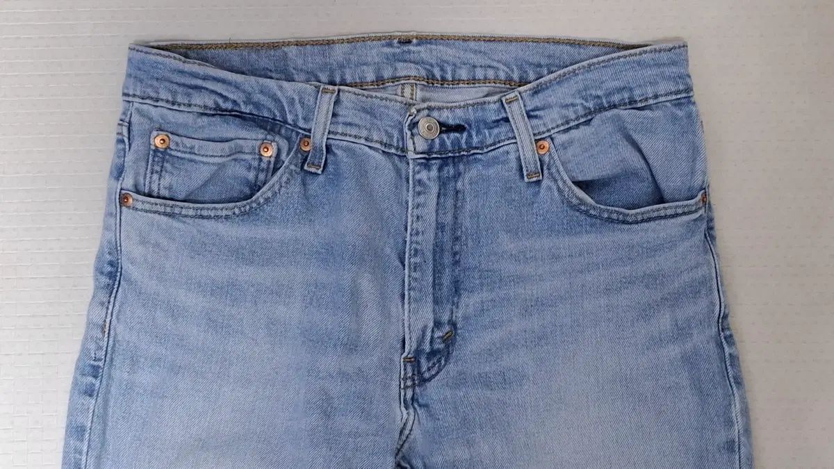 https://assets.mercari-shops-static.com/-/large/plain/2JXz4QWM5HWxndFSzXeyjo.webp@jpg