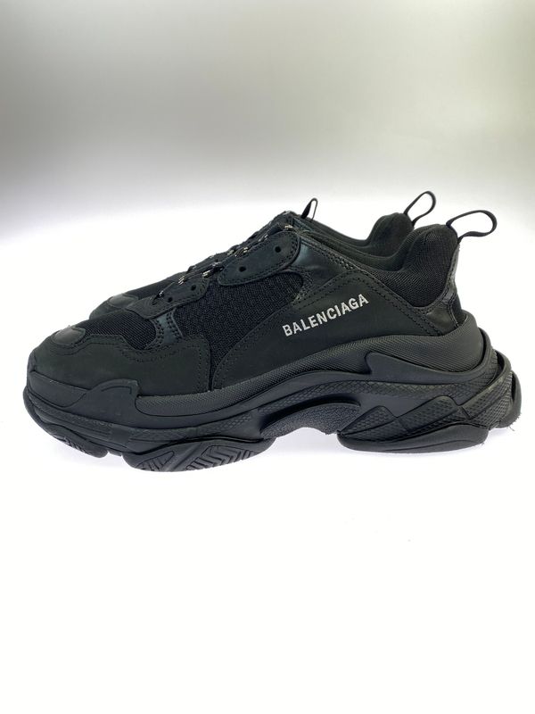 https://assets.mercari-shops-static.com/-/large/plain/2JXz4kjGoDWPzYgrtzdBhY.jpg@jpg