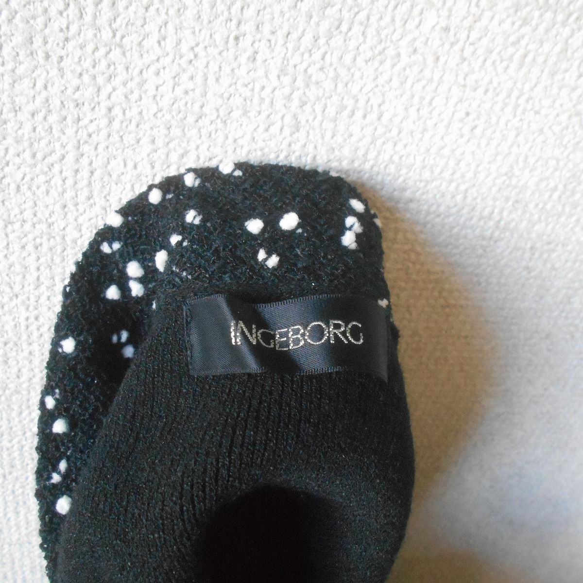 https://assets.mercari-shops-static.com/-/large/plain/2JXz6MZS93fycjMiWPF5wy.jpg@jpg