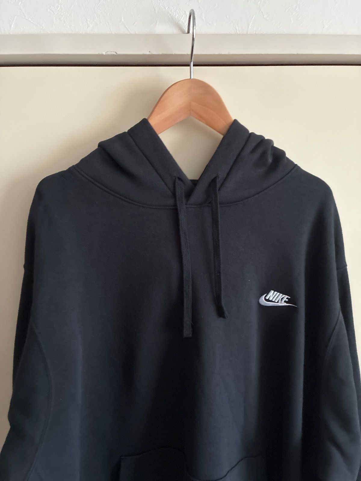 https://assets.mercari-shops-static.com/-/large/plain/2JXz7qxdbPy97CsstqemAM.jpg@jpg