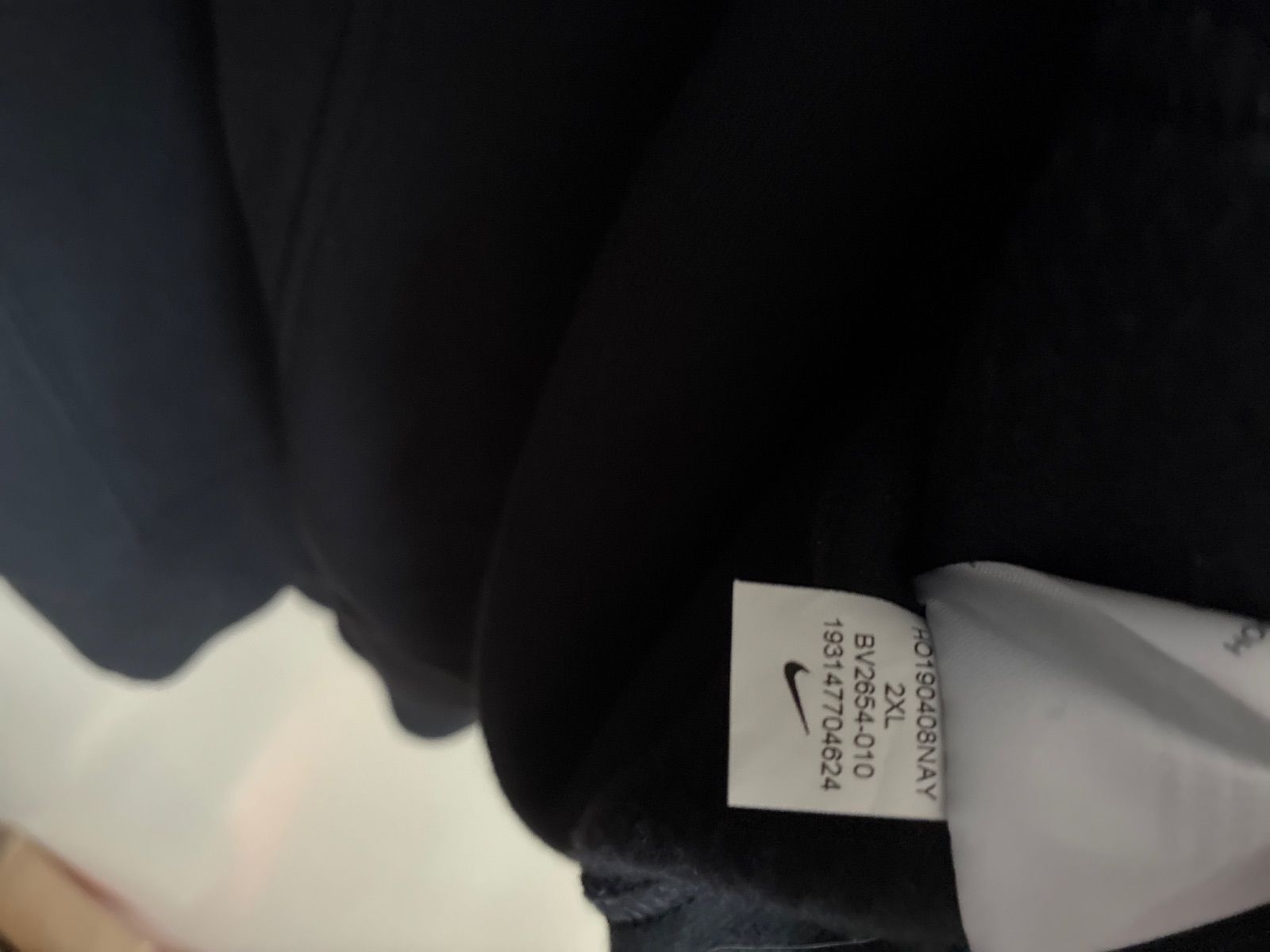 https://assets.mercari-shops-static.com/-/large/plain/2JXz8DrQ98dQ9MdTCteSdv.jpg@jpg