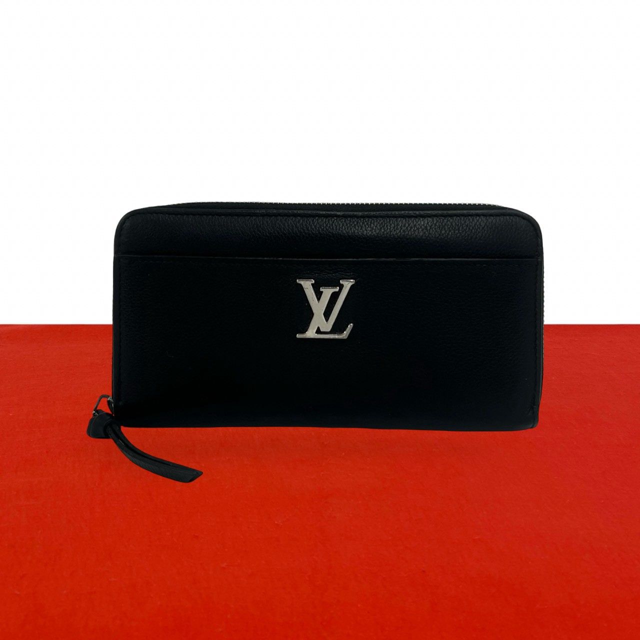 極 美品 LOUIS VUITTON ルイヴィトン ジッピー ロックミー ロゴ 金具