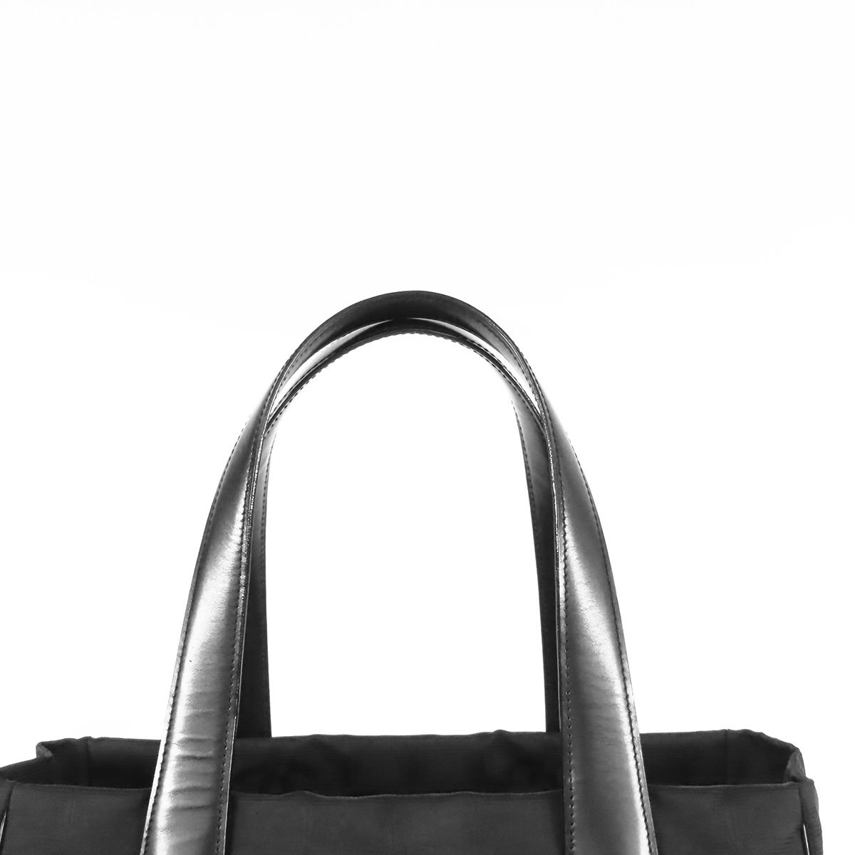 シャネル CHANEL ニュートラベルライン PM A20457 ブラック 黒
