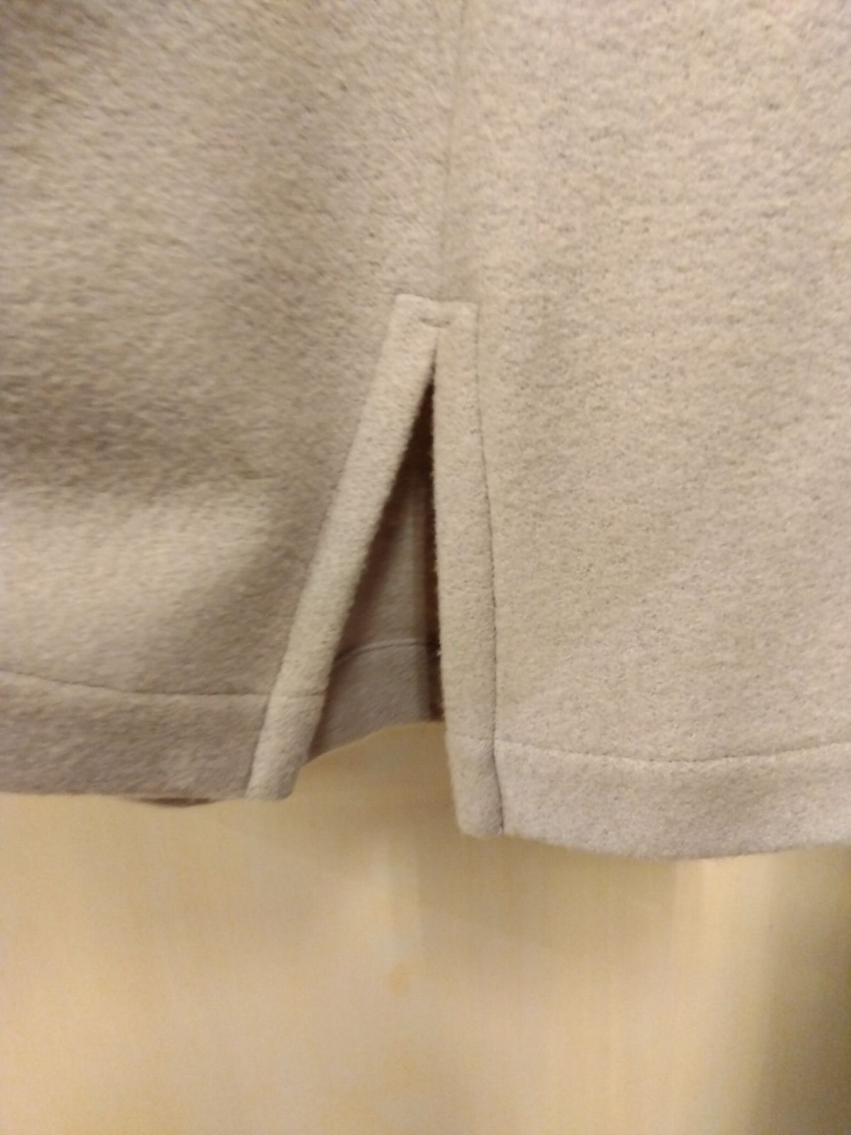 https://assets.mercari-shops-static.com/-/large/plain/2JXzJwqEGWzdGd63R6ztV8.jpg@jpg
