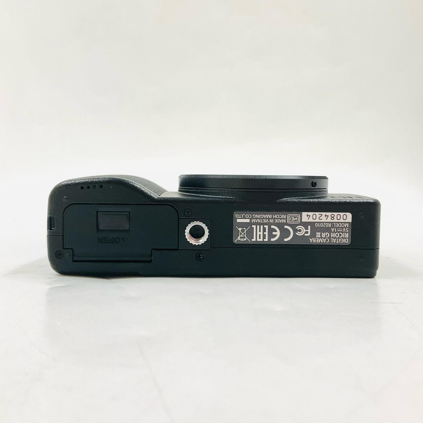 全額返金保証】【最速発送】RICOH コンパクトデジタルカメラ GR III 美