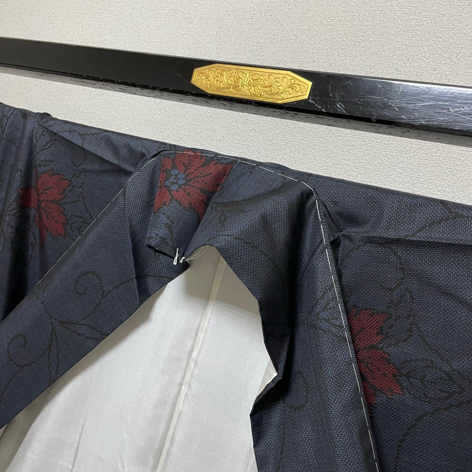 本場大島紬 トールサイズ 花唐草 着物 正絹 X-10408