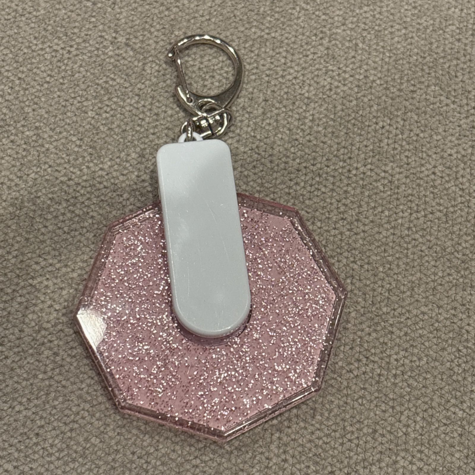 https://assets.mercari-shops-static.com/-/large/plain/2JXzeBXTuwvnPa5cQczifJ.jpg@jpg