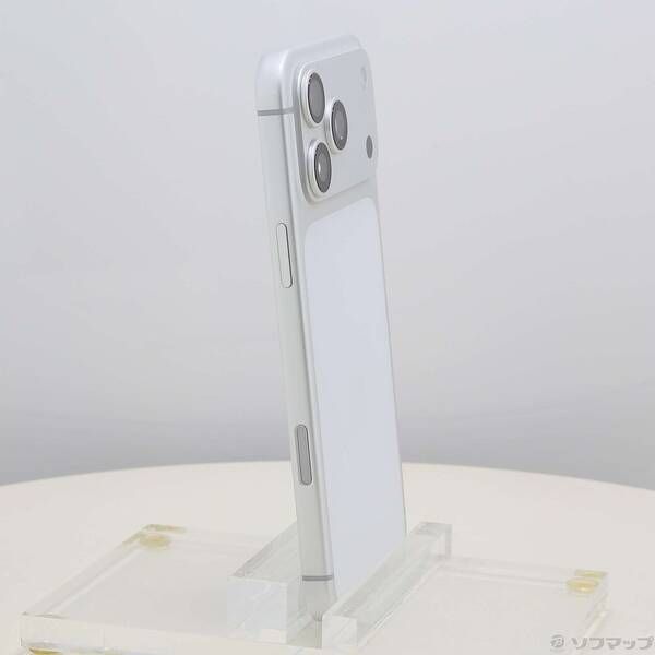 iPhone17 Pro Max 256GB シルバー 中古 - メルカリ