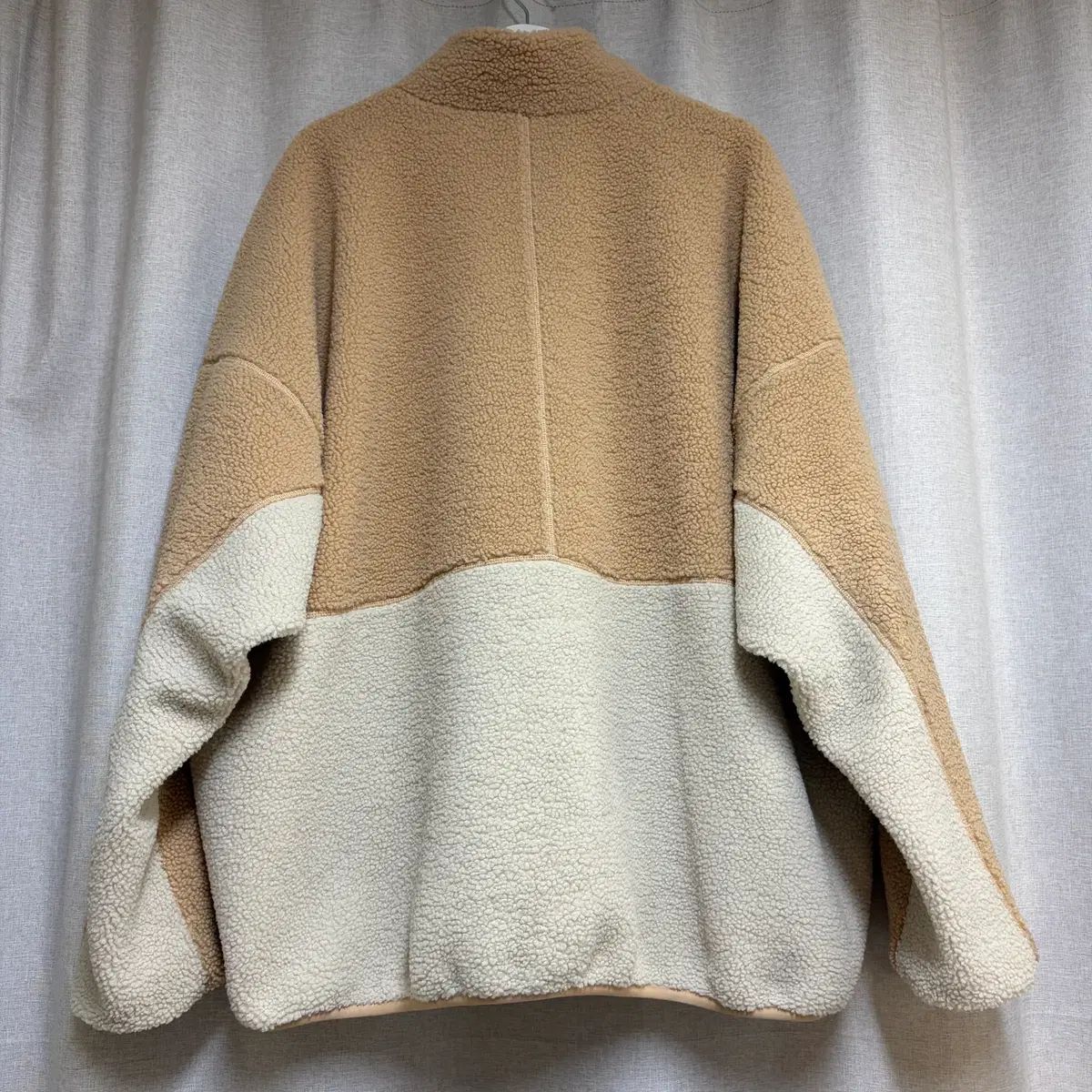 https://assets.mercari-shops-static.com/-/large/plain/2JY3C2TTjtfqWUscWVsV2b.webp@jpg