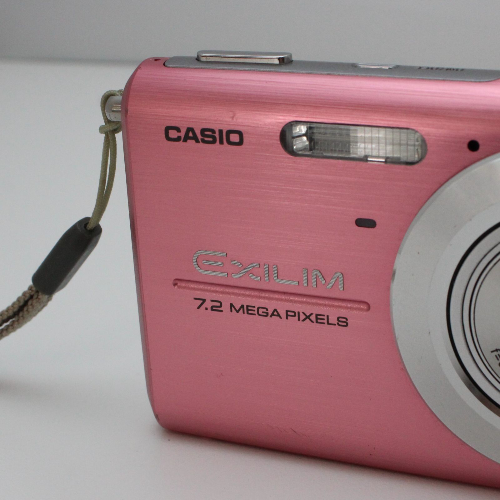 動作未確認・ジャンク品】CASIO EXILIM EX-Z75 ピンク デジタルカメラ