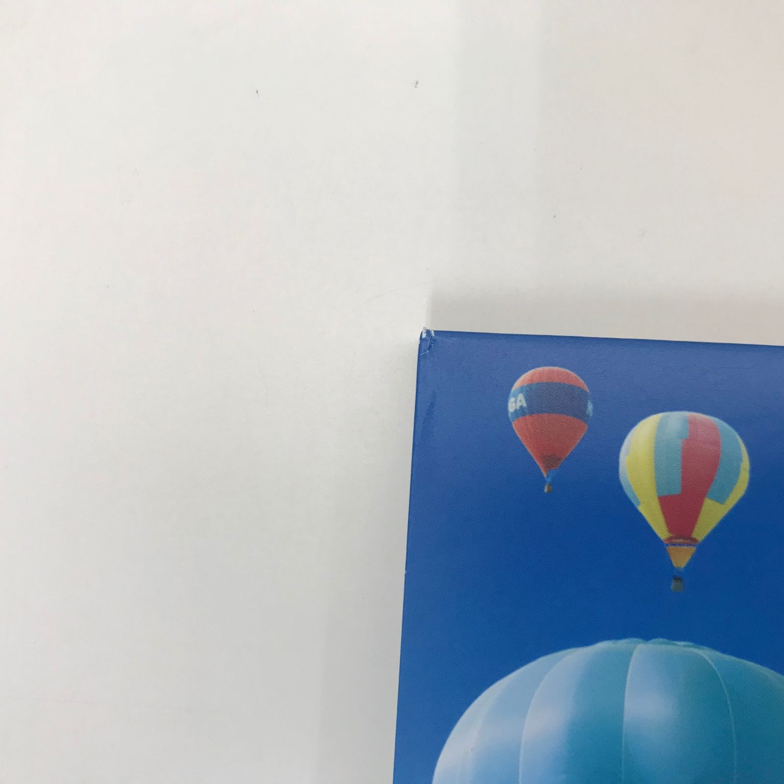 https://assets.mercari-shops-static.com/-/large/plain/2JY3Der42fhnbqcsQSjDVz.jpg@jpg