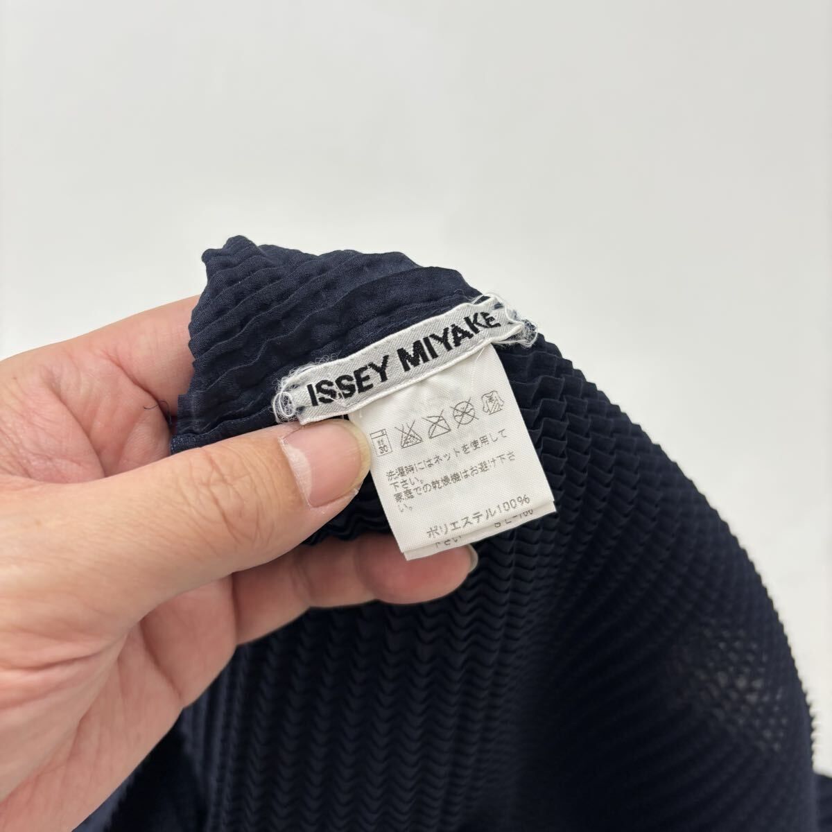 ISSEY MIYAKE イッセイミヤケ Vネック ワッフル プリーツ カットソー