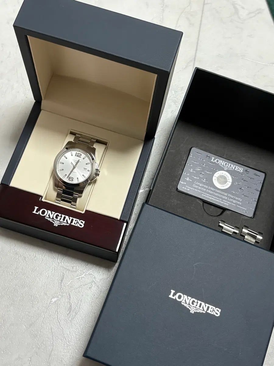 LONGINES ロンジン コンクエスト クォーツ シルバーダイアル 41mm クォーツ