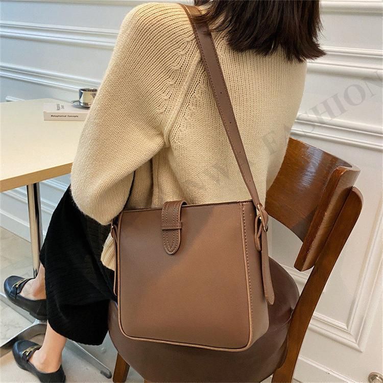 https://assets.mercari-shops-static.com/-/large/plain/2JY3LkQsecvNm6drrKDeQk.jpg@jpg