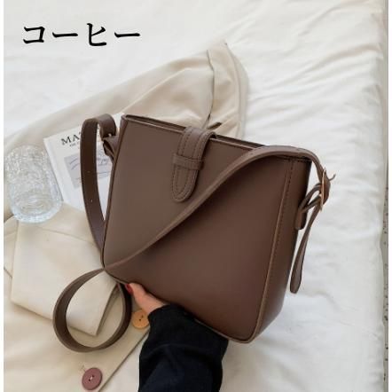 https://assets.mercari-shops-static.com/-/large/plain/2JY3LkRtrQxqetSb7zKmf9.jpg@jpg