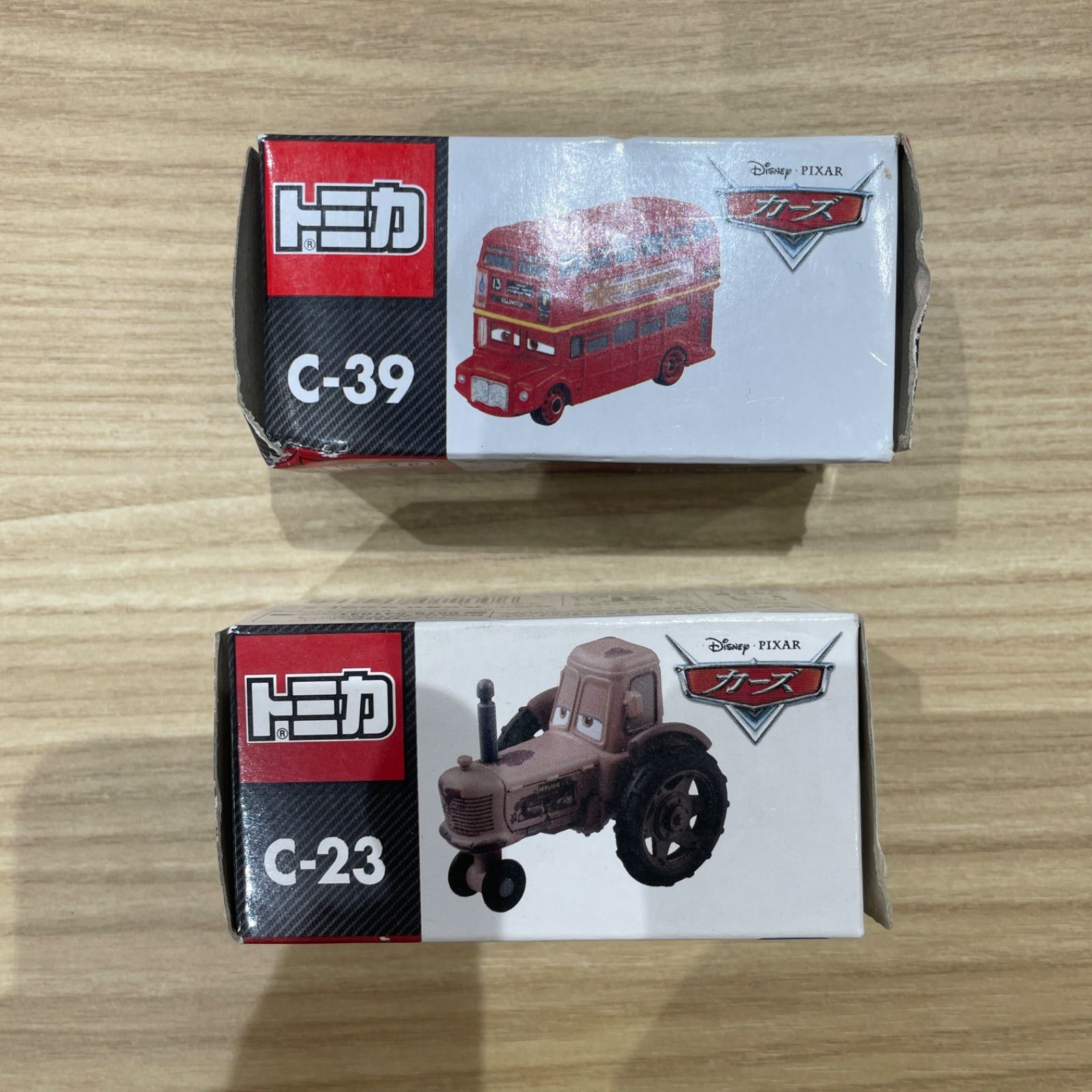 SZ269334435 トミカ カーズ トッパー・デッキントン3世 トラクター 2点