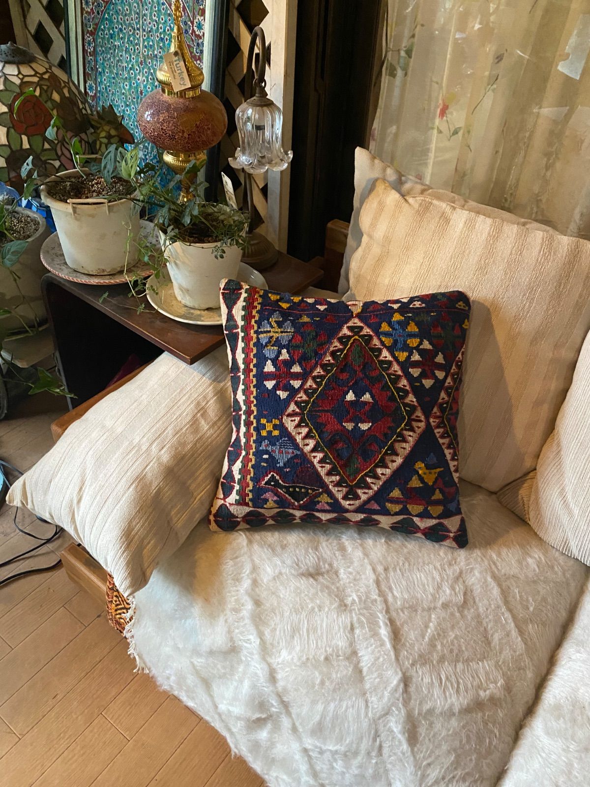 https://assets.mercari-shops-static.com/-/large/plain/2JY3X7uoQbLfPDMLDUVDNY.jpg@jpg