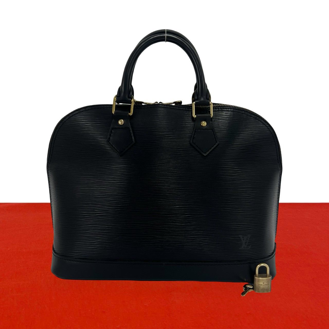 極 美品 鍵付き LOUIS VUITTON ルイヴィトン ヴィンテージ アルマ エピ レザー 本革 ハンドバッグ ミニ ボストンバッグ ノワール 94151 56,700円