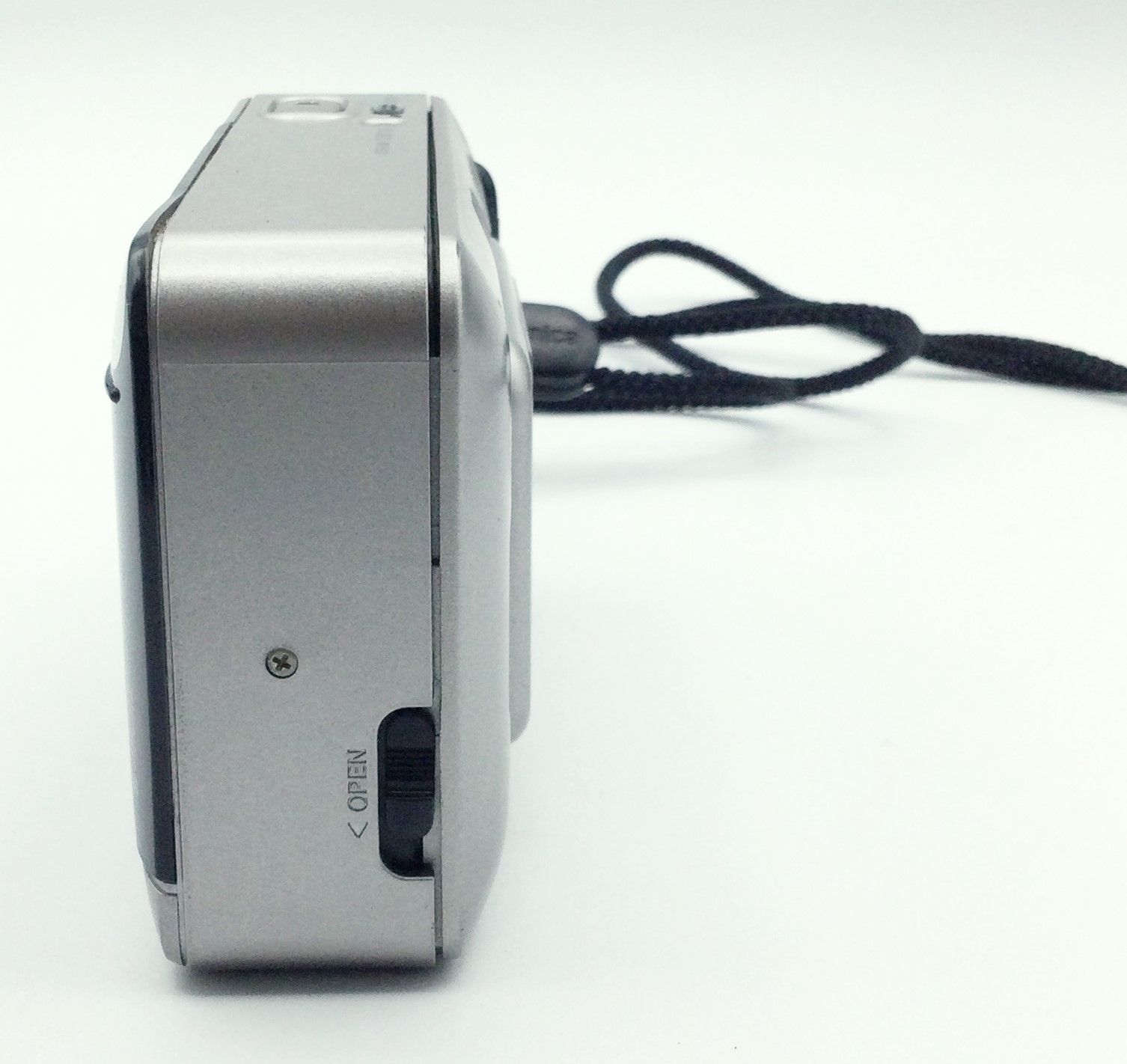 Konica A4 フィルムカメラ BIG mini ビッグミニ ストラップ付属 ケース