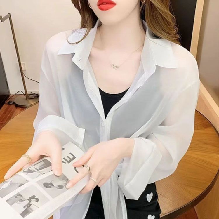 https://assets.mercari-shops-static.com/-/large/plain/2JY3pMKNhDk6TBXMKDfyBE.jpg@jpg