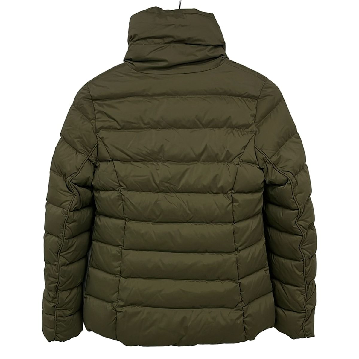 https://assets.mercari-shops-static.com/-/large/plain/2JY3tHx2RSbhLgEF8jLEjB.jpg@jpg