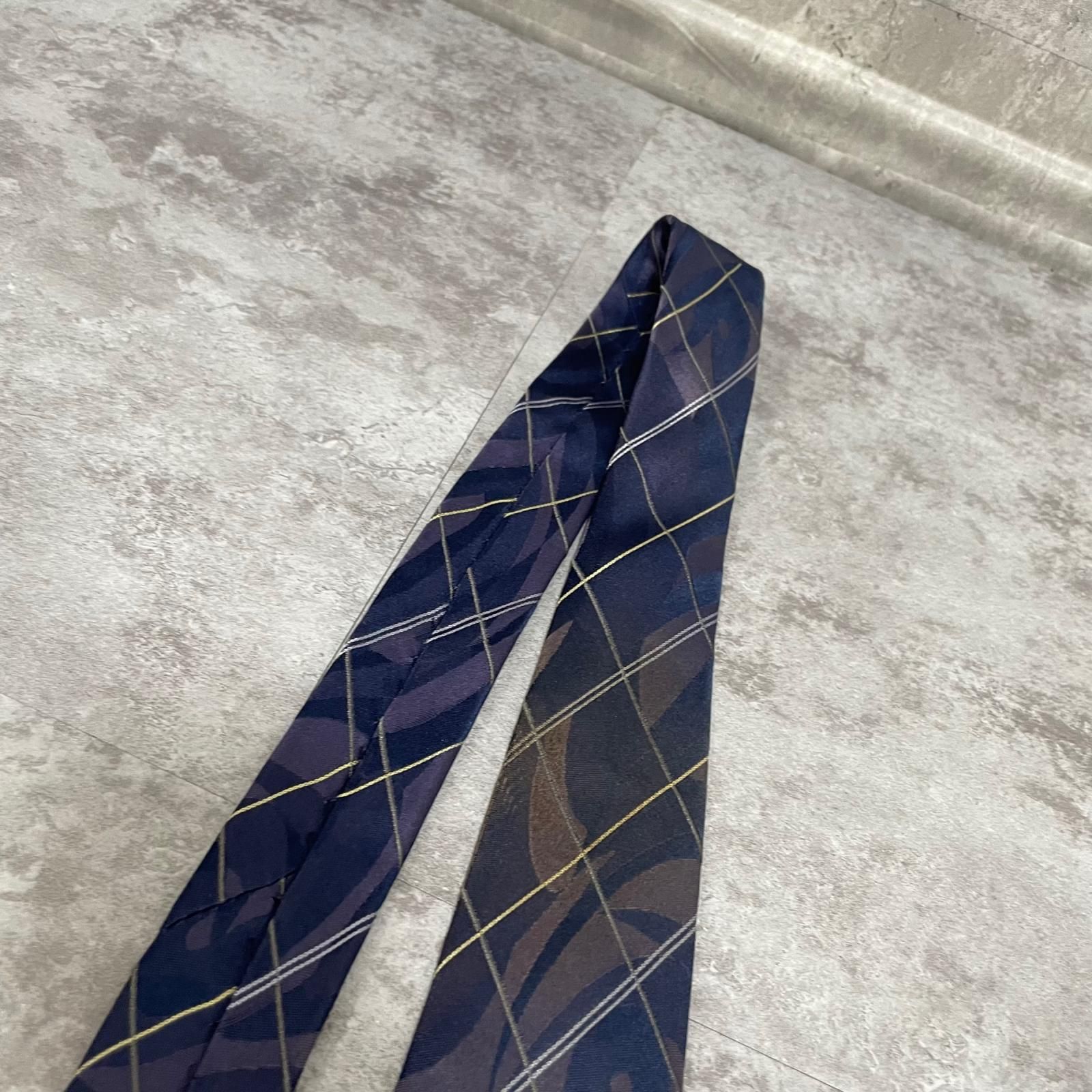 https://assets.mercari-shops-static.com/-/large/plain/2JY439nzaUJ2L5siiRfZxT.jpg@jpg