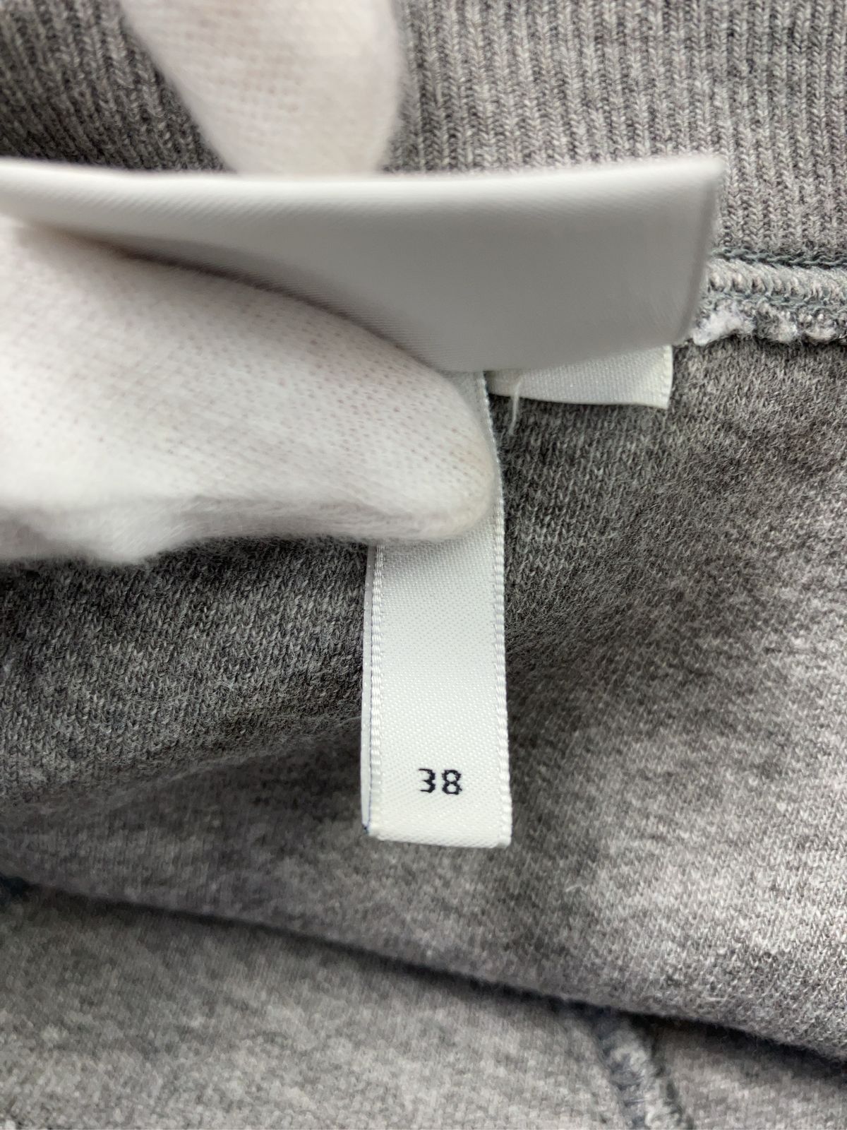 https://assets.mercari-shops-static.com/-/large/plain/2JY4CY7fmTrUanhC5gzd3J.jpg@jpg