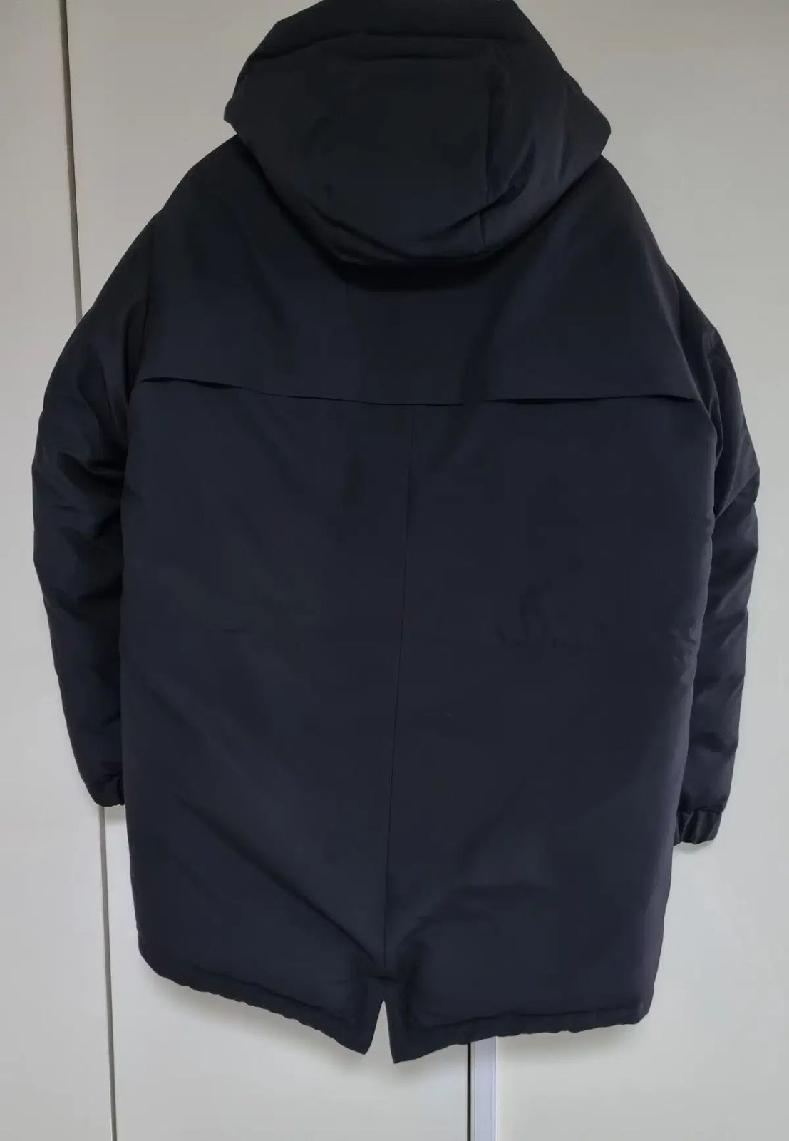 https://assets.mercari-shops-static.com/-/large/plain/2JY4FSkrLG4ZpvAqSwuBBg.webp@jpg