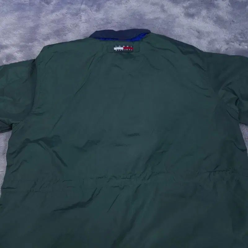 https://assets.mercari-shops-static.com/-/large/plain/2JY4XZDRNgFE8Wc2pAo8Le.webp@jpg